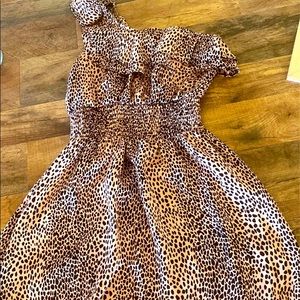 FOREVER 21 Cheetah/Leopard One Shoulder dress- Small